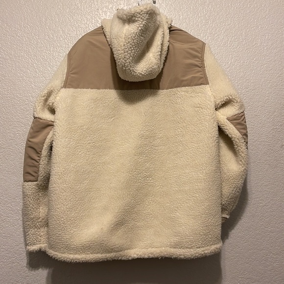 H&M Sherpa Jacket ( Medium ) - Picture 2 of 2